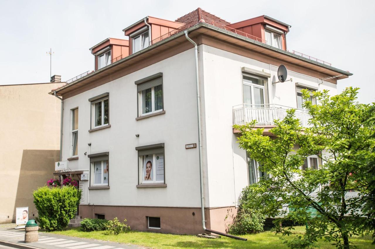 Mansarda Noclegi Września Екстериор снимка